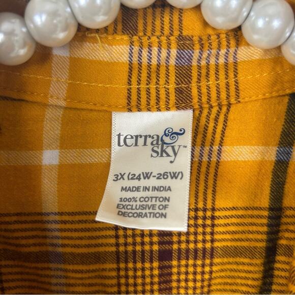 Terra & Sky Golden Yellow Plaid Floral Embroidered Flannel Button Down 3X - Picture 2 of 6